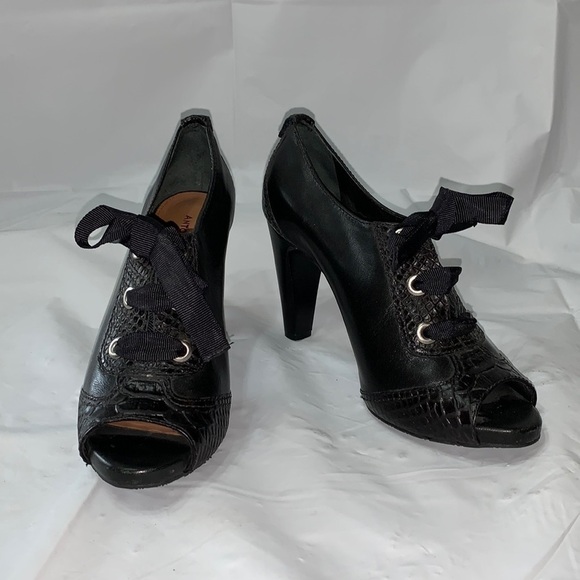 ANTONIO Melani Black Faux Skin Lace up Heels with Peep Toe Size 7M - Picture 1 of 11